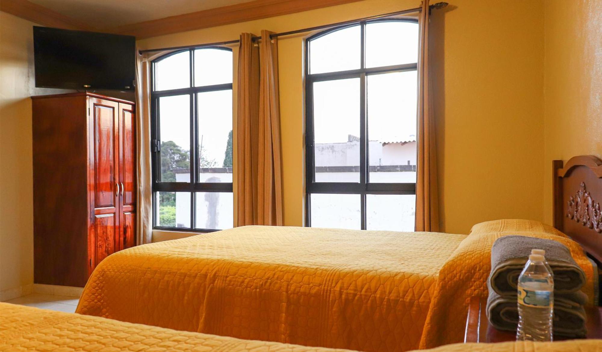 Hotel Coroneo Kültér fotó
